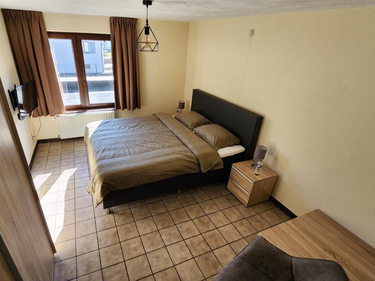 Hotel Au Central 阿勒 外观 照片